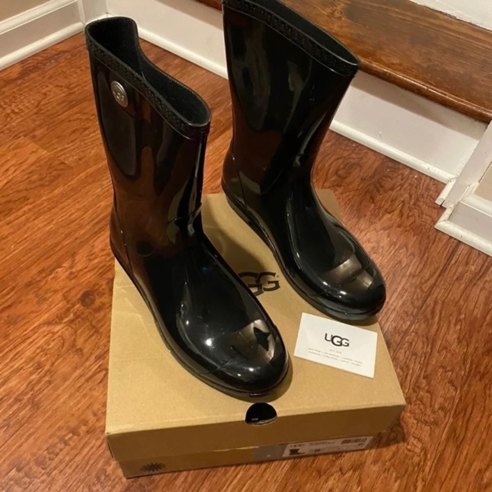 Ugg Sienna Rain boots